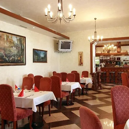 Golf Konopiste Hotel 4*