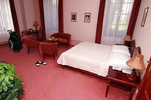 Hotel Golf Konopiste Benesov (Central Bohemian)